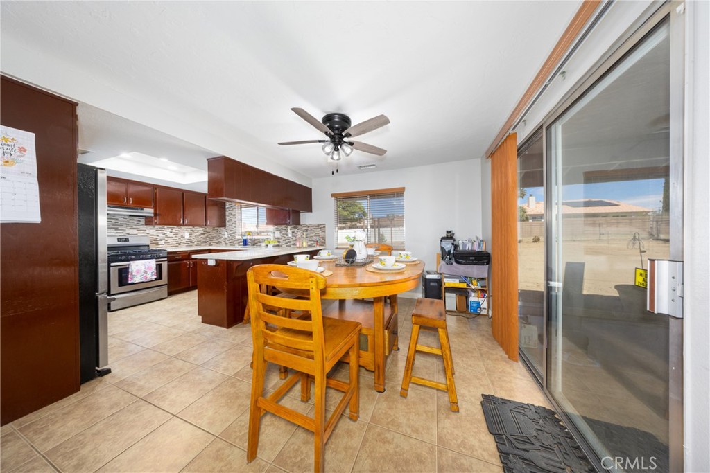 19388 Corwin Road Apple Valley, CA 92307 - Photo 13 of 36