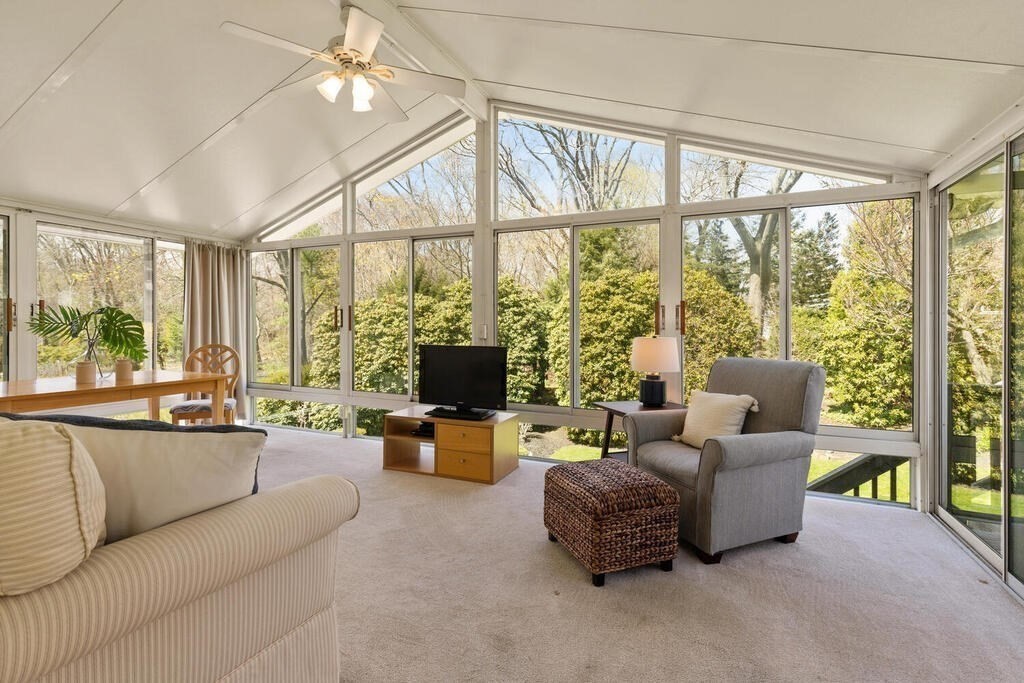 55 Red Gate Lane Reading, MA 01867 - Photo 16 of 34