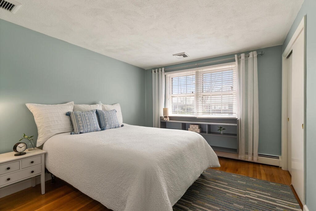 55 Red Gate Lane Reading, MA 01867 - Photo 20 of 34