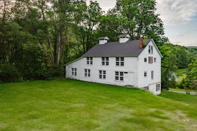 $1,250,000 | 600 Jeffersonville North Branch Road, North Branch, NY 12766