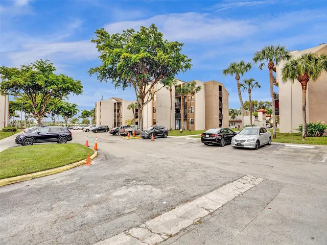 $2,000 | 3601 Southwest 117th Avenue, Unit 9203, Miami, FL 33165