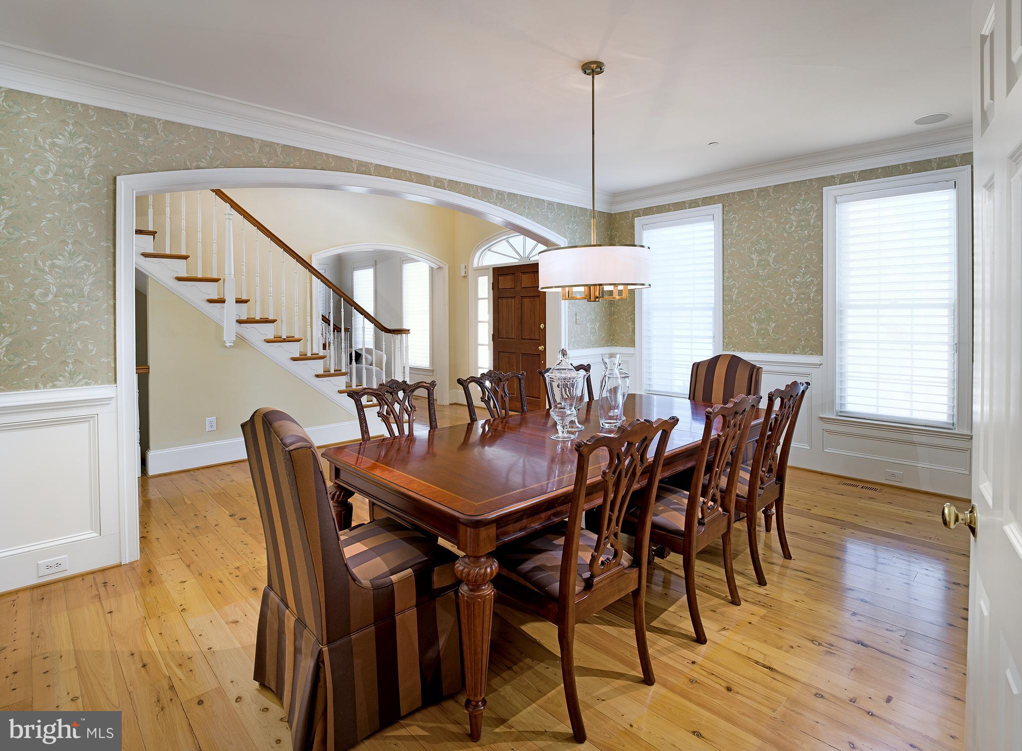 1021 Whitegate Road Wayne, PA 19087 - Photo 16 of 48 Dining Room