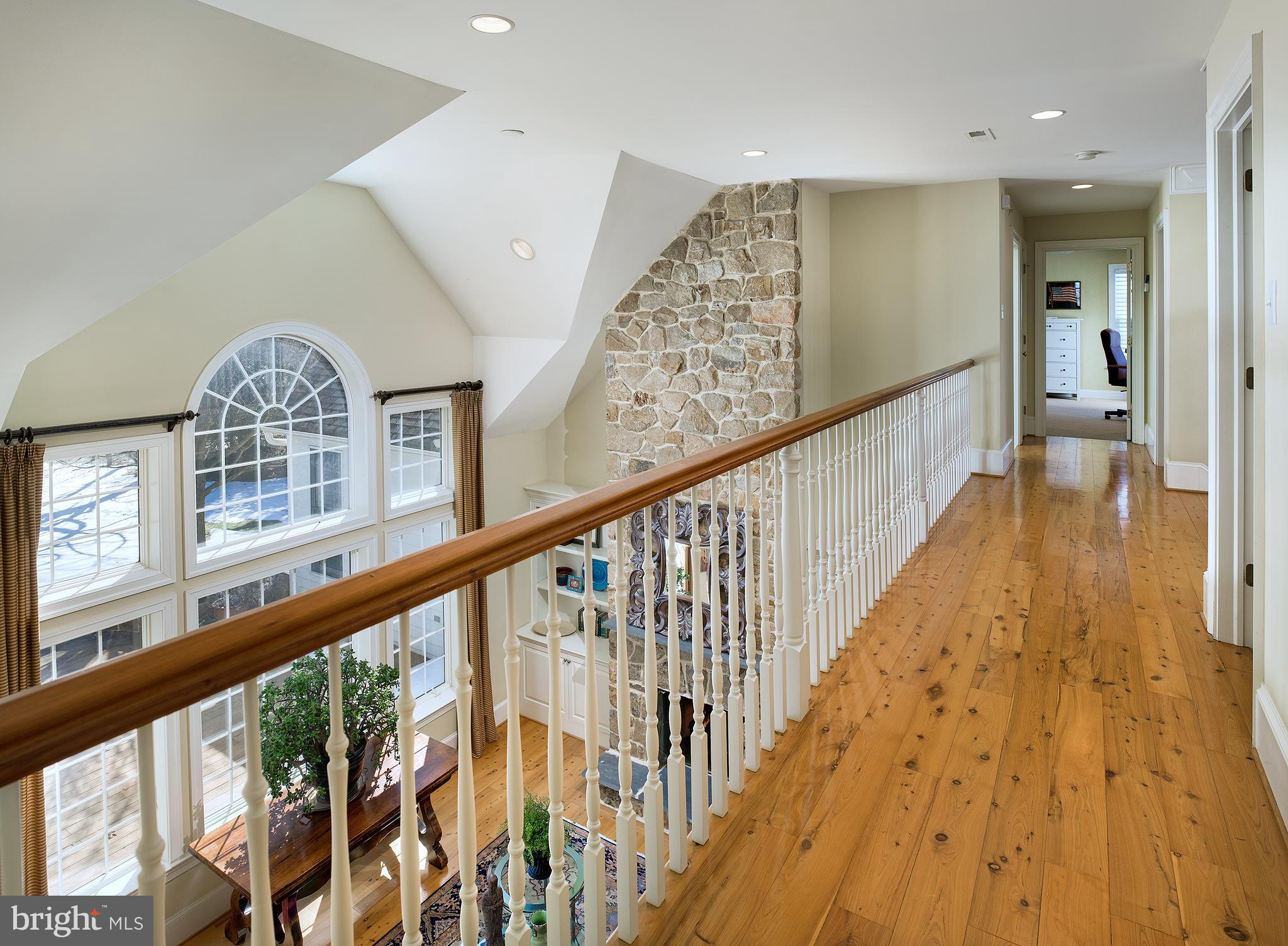 1021 Whitegate Road Wayne, PA 19087 - Photo 22 of 48 2nd Floor Landing