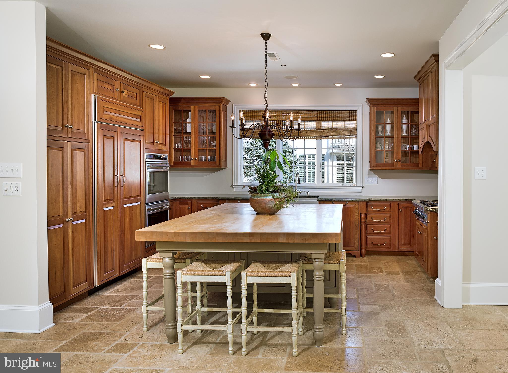 1021 Whitegate Road Wayne, PA 19087 - Photo 7 of 48 Kitchen