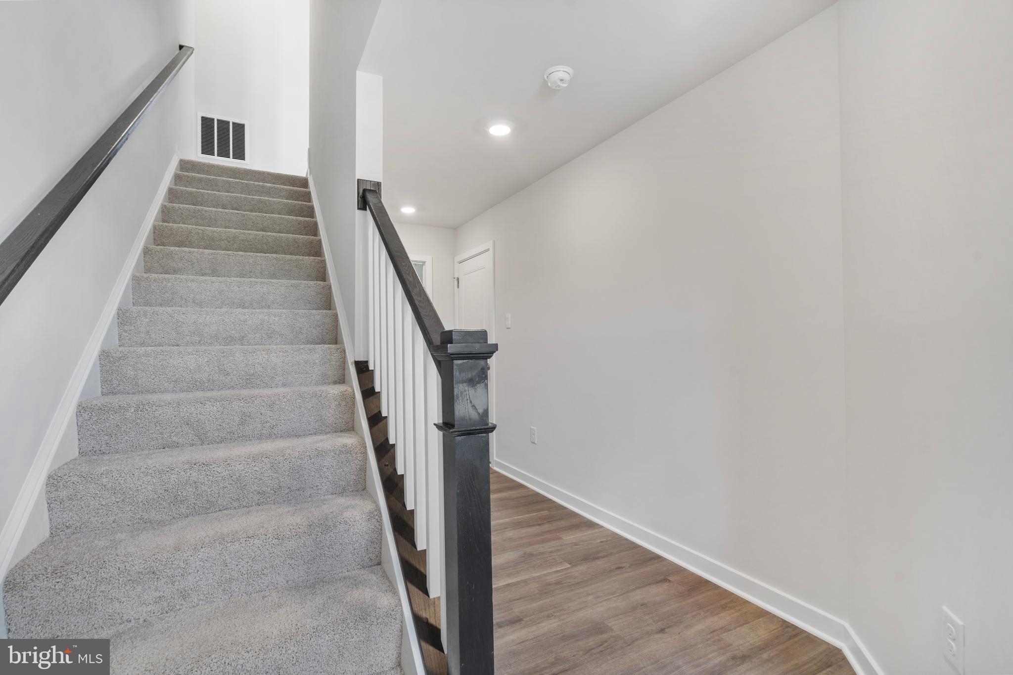 7514 Daybreak Drive Brandywine, MD 20613 - Photo 2 of 29 a view of entryway