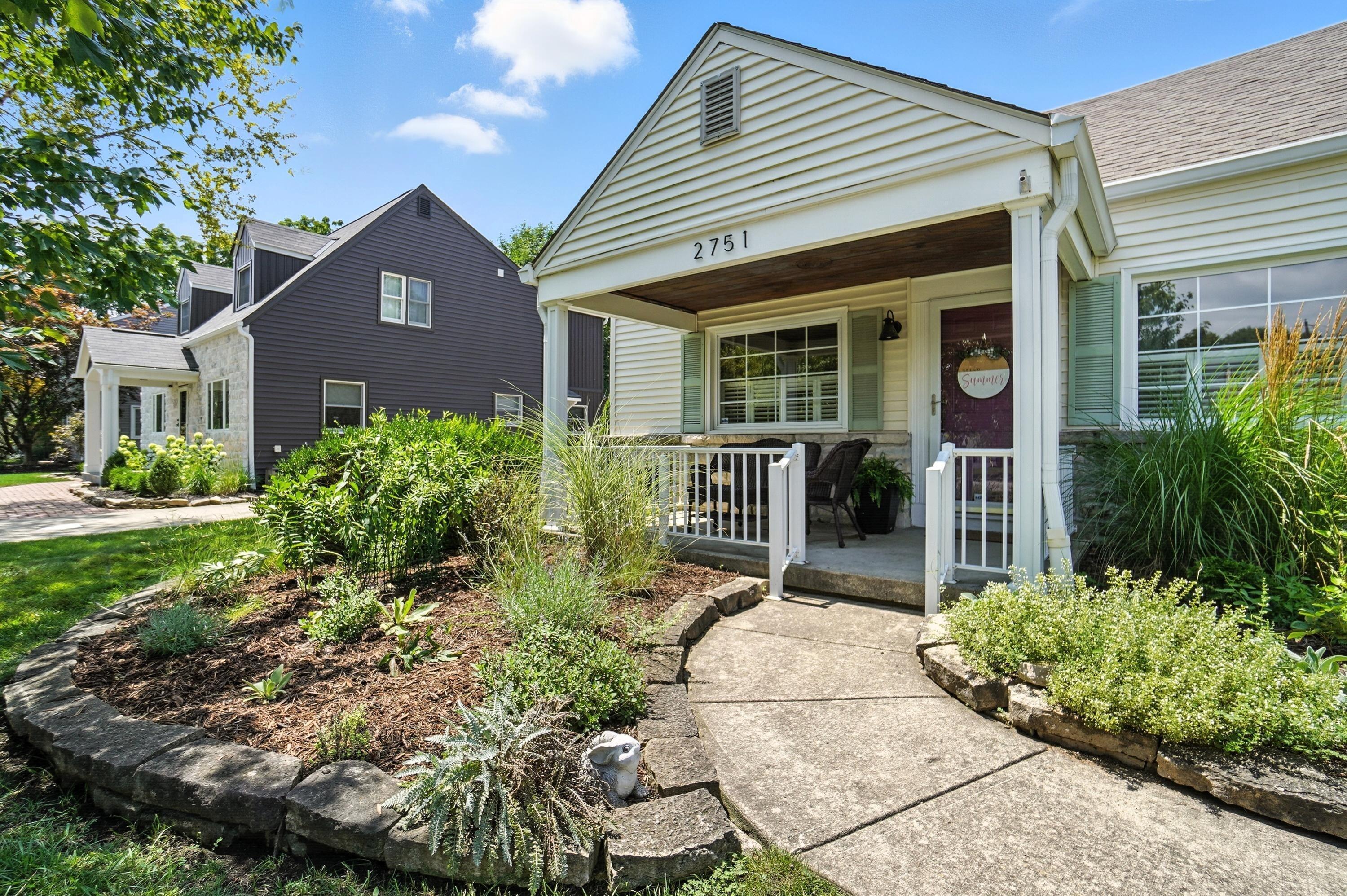 2751 Brandon Road Columbus, OH 43221 - Photo 3 of 41 WELCOME!