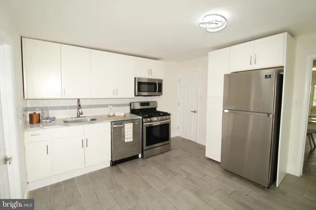 $2,100 | 212 Chestnut Street, Mount Holly, NJ 08060