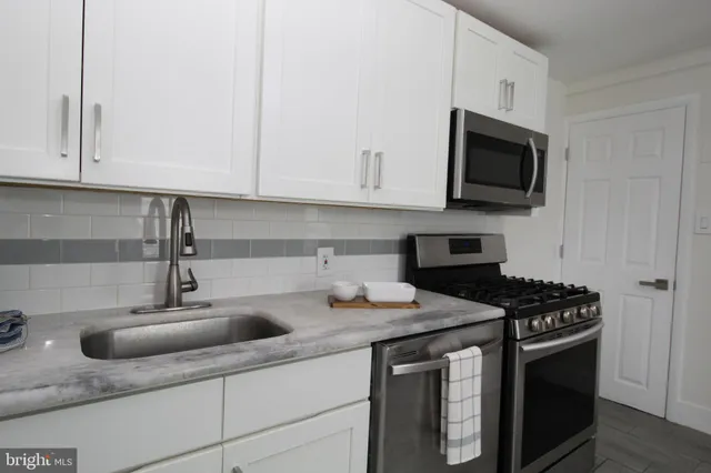 $2,100 | 212 Chestnut Street, Mount Holly, NJ 08060