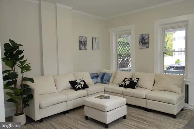 $2,100 | 212 Chestnut Street, Mount Holly, NJ 08060