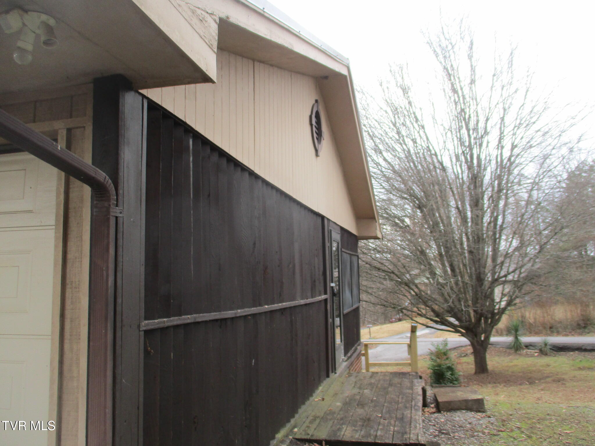 157 Raintree Drive Kingsport, TN 37665 - Photo 11 of 12 IMG_1820