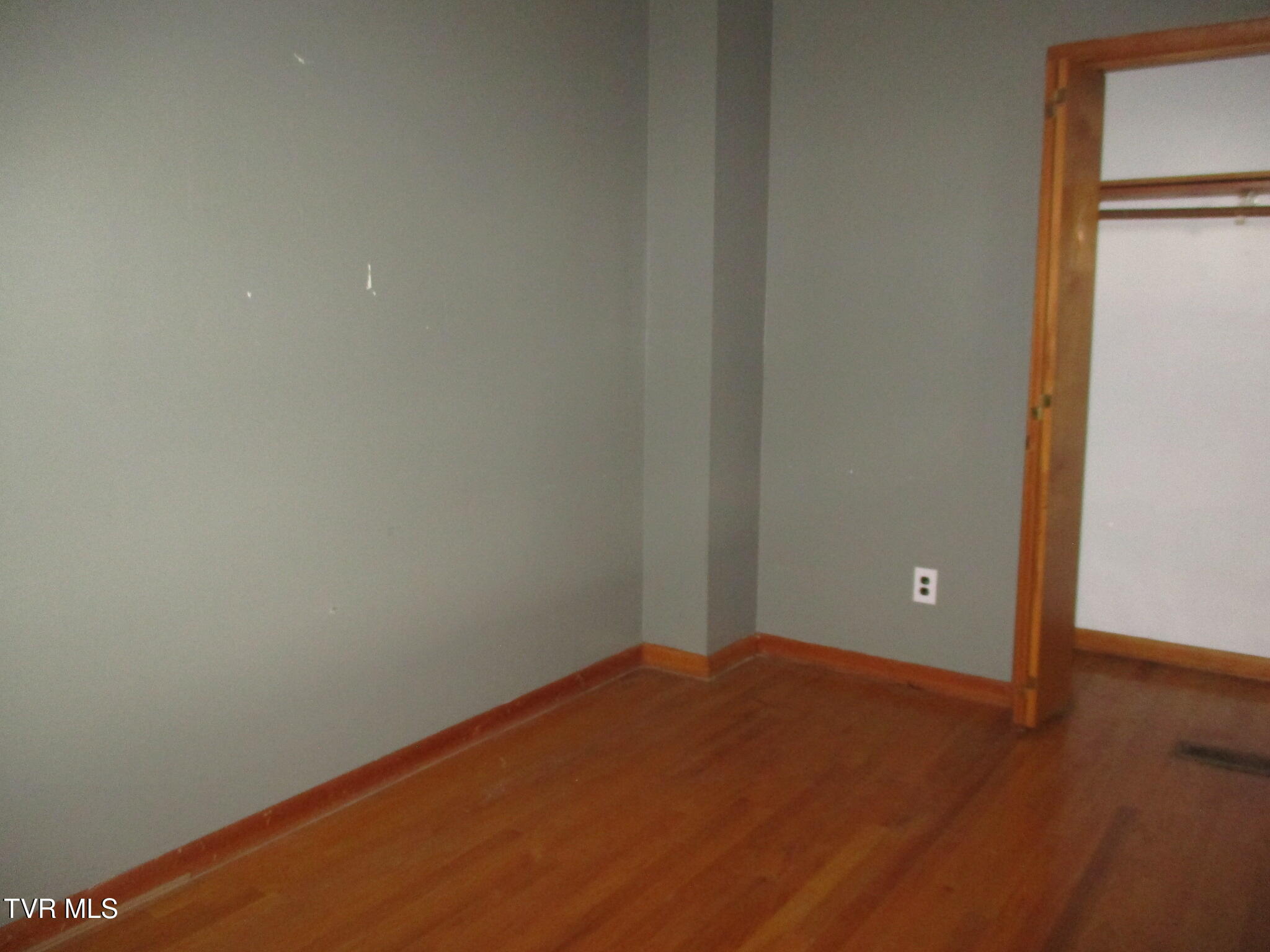 157 Raintree Drive Kingsport, TN 37665 - Photo 6 of 12 IMG_1804