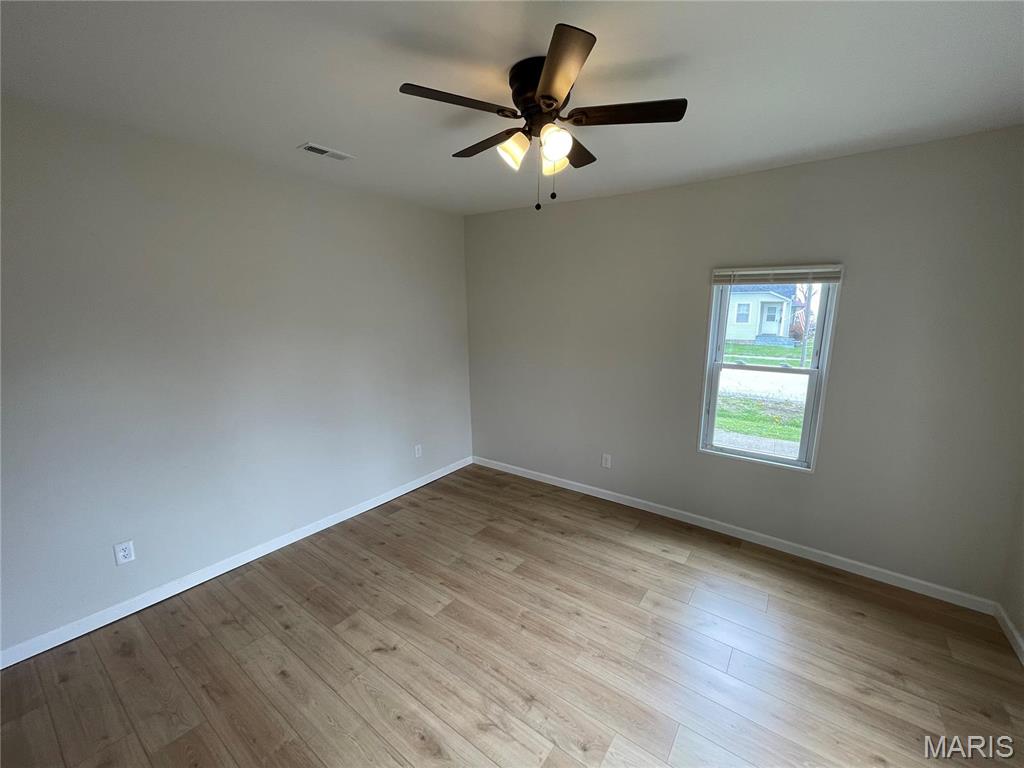 111 McKay Street Macon, MO 63552 - Photo 6 of 13