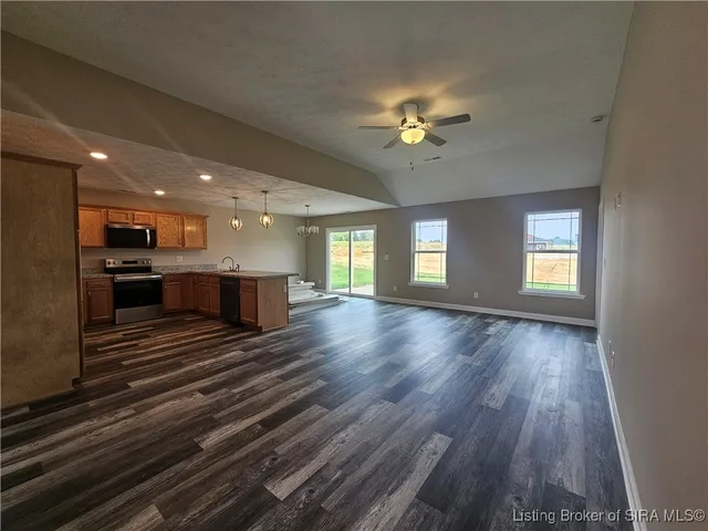 $230,900 | 8186 Timber Lane Northeast, Unit 401, New Salisbury, IN 47161