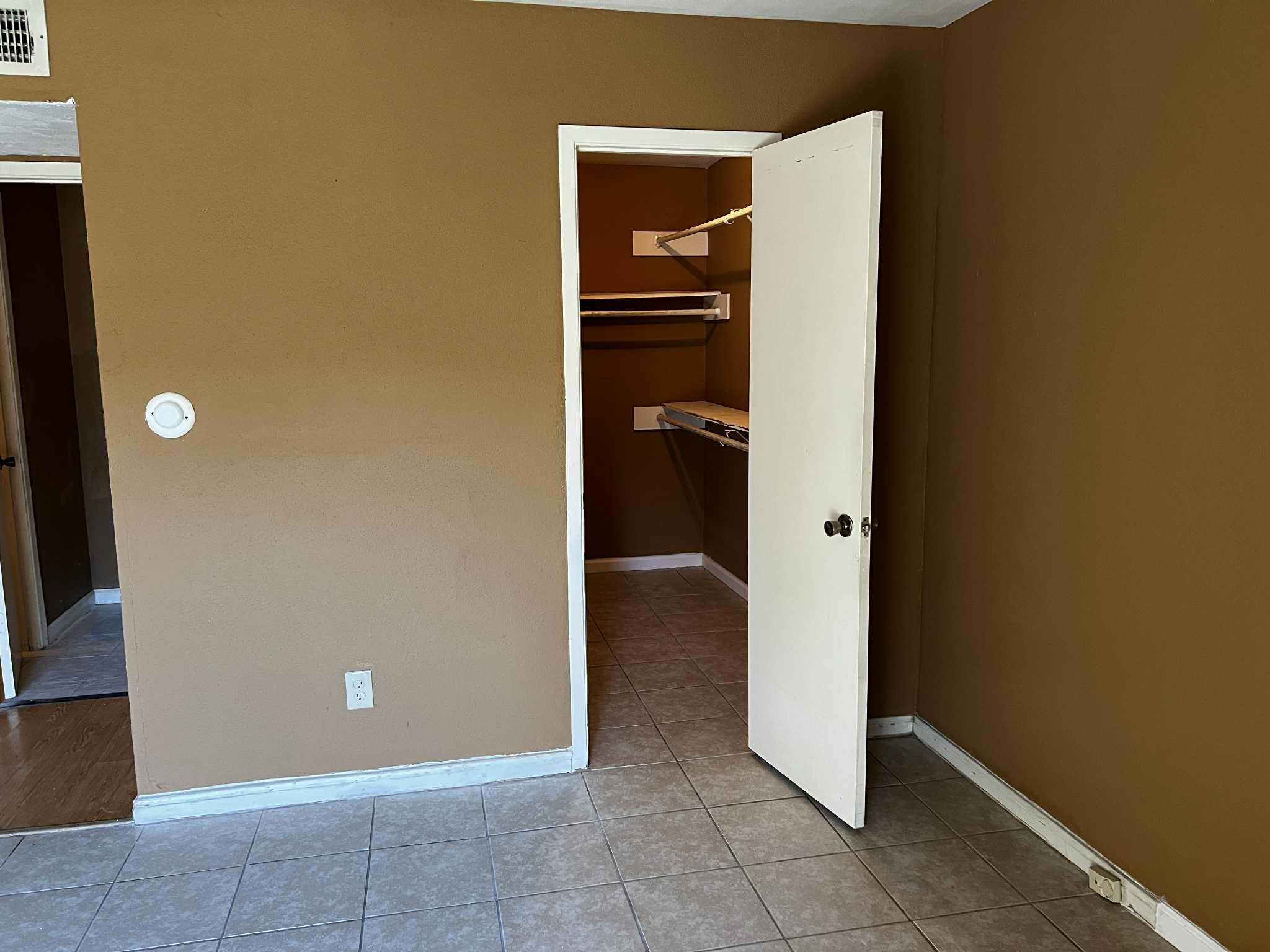 2100 Wilcrest Drive, Unit 114 Houston, TX 77077 - Photo 9 of 13 a view of an empty room