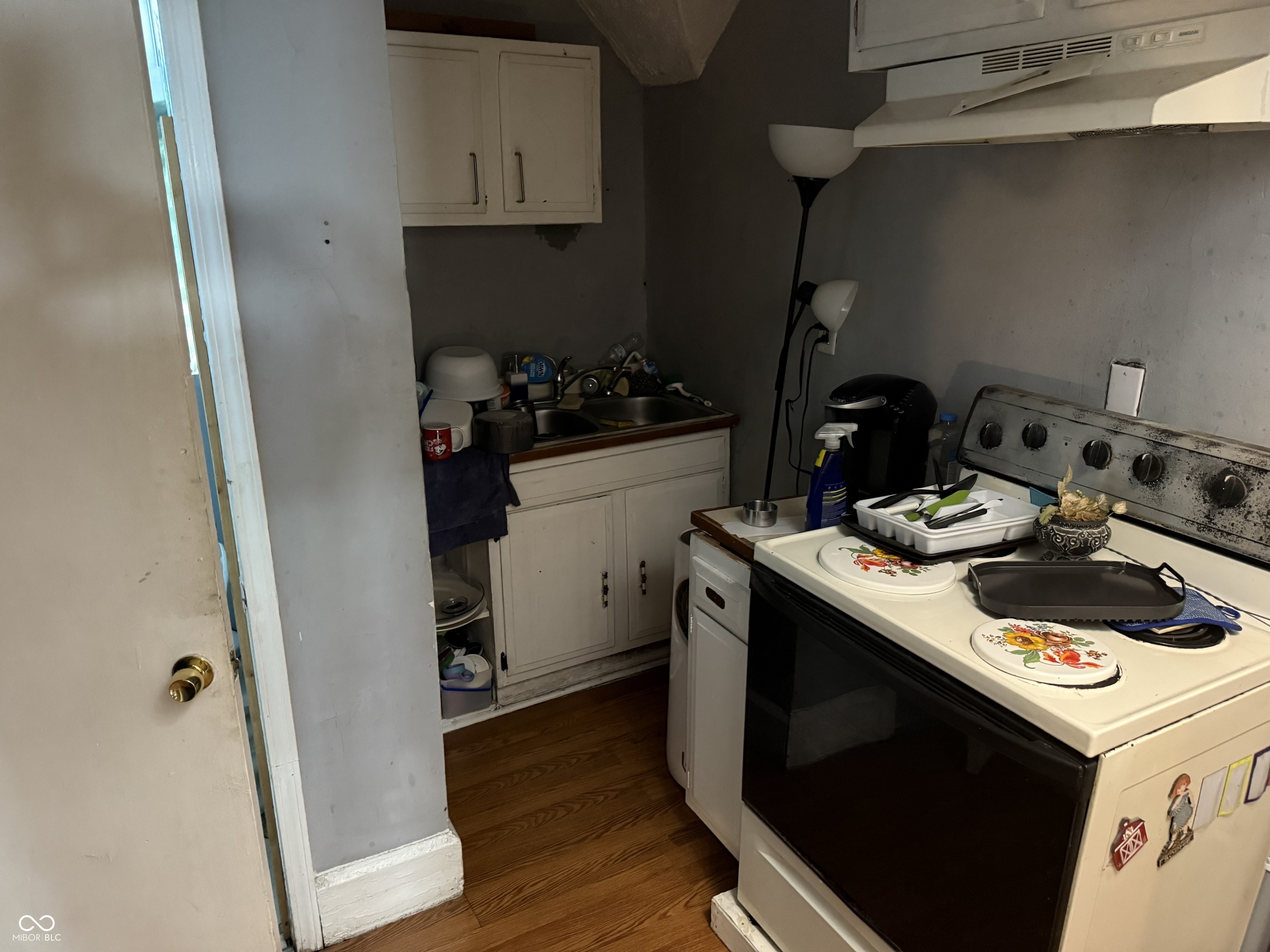 1218 Union Street Indianapolis, IN 46225 - Photo 9 of 13