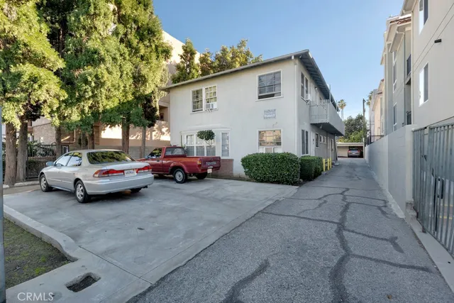 $1,250,000 | 14622 Sylvan Street, Van Nuys, CA 91411