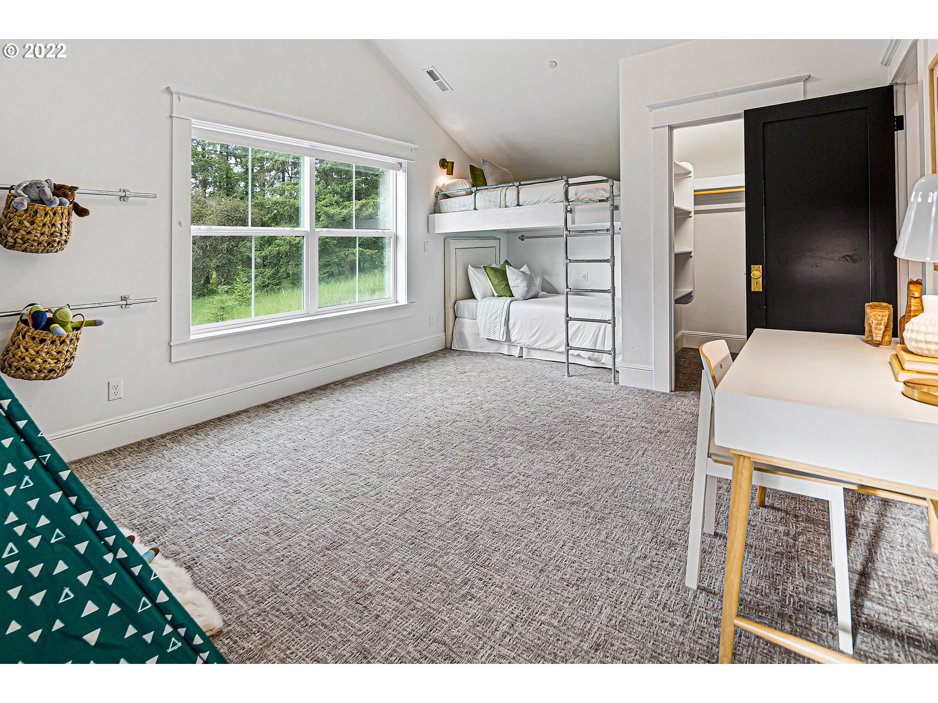 775 South Clematis Road West Linn, OR 97068 - Photo 23 of 32 Gallery Image 23