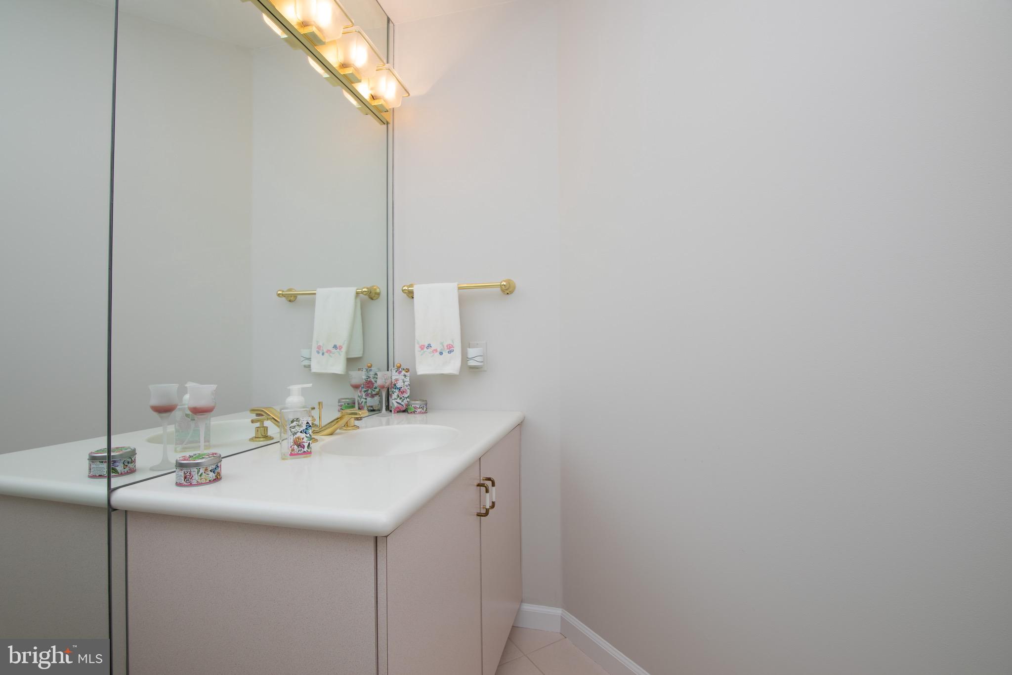 750 Cox Road Moorestown, NJ 08057 - Photo 19 of 67 Half Bathroom 1