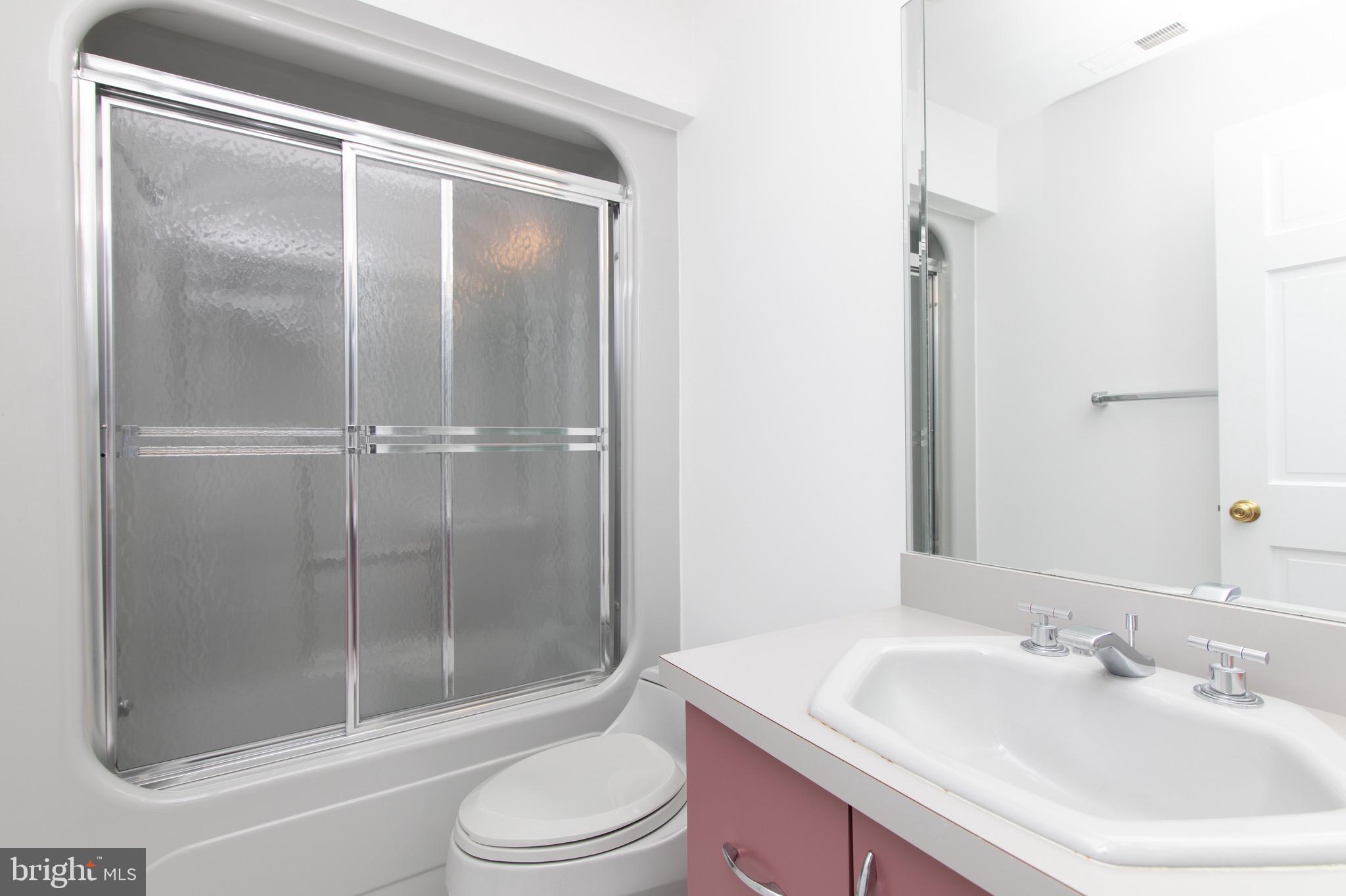 750 Cox Road Moorestown, NJ 08057 - Photo 42 of 67 Bathroom