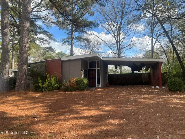 $40,000 | 2758 East Benwood Drive, Jackson, MS 39204