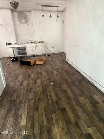 $40,000 | 2758 East Benwood Drive, Jackson, MS 39204