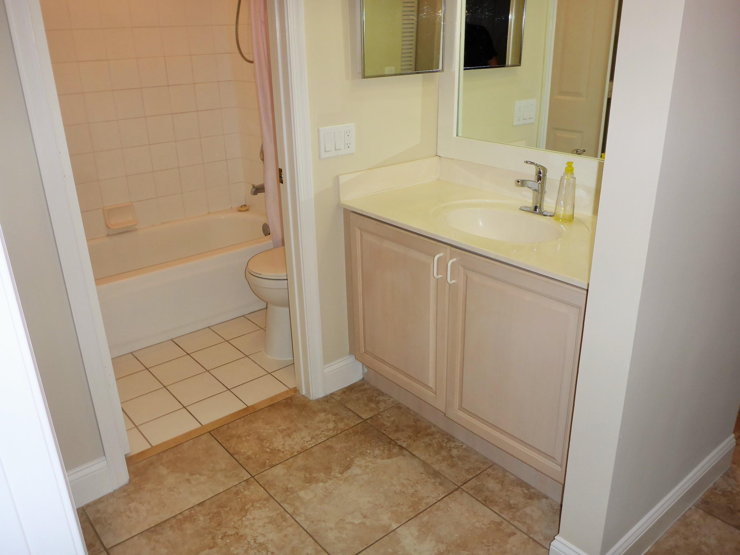 4033 Dorado Drive Riviera Beach, FL 33418 - Photo 12 of 35 P1020486