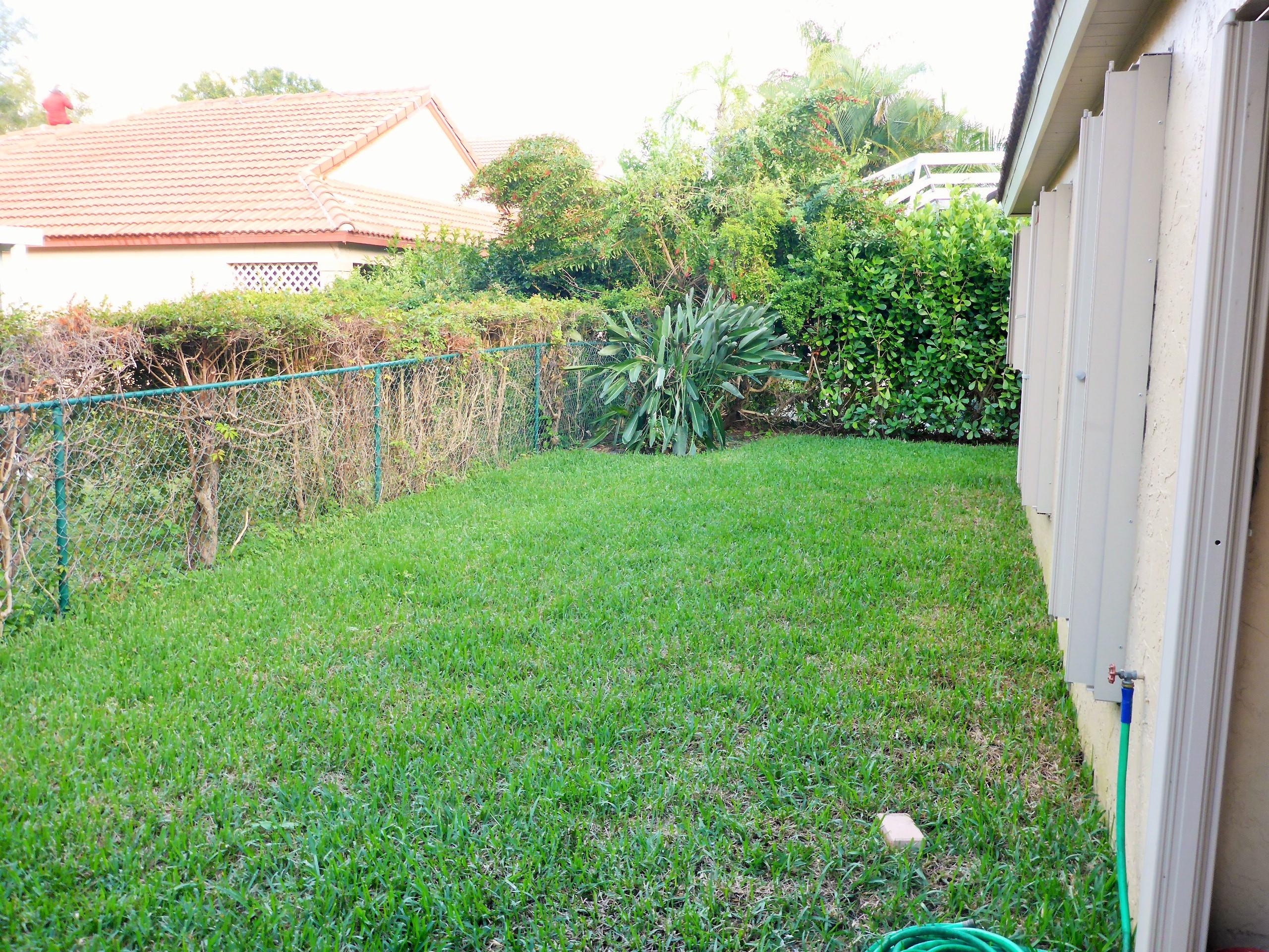 4033 Dorado Drive Riviera Beach, FL 33418 - Photo 27 of 35 P1020477