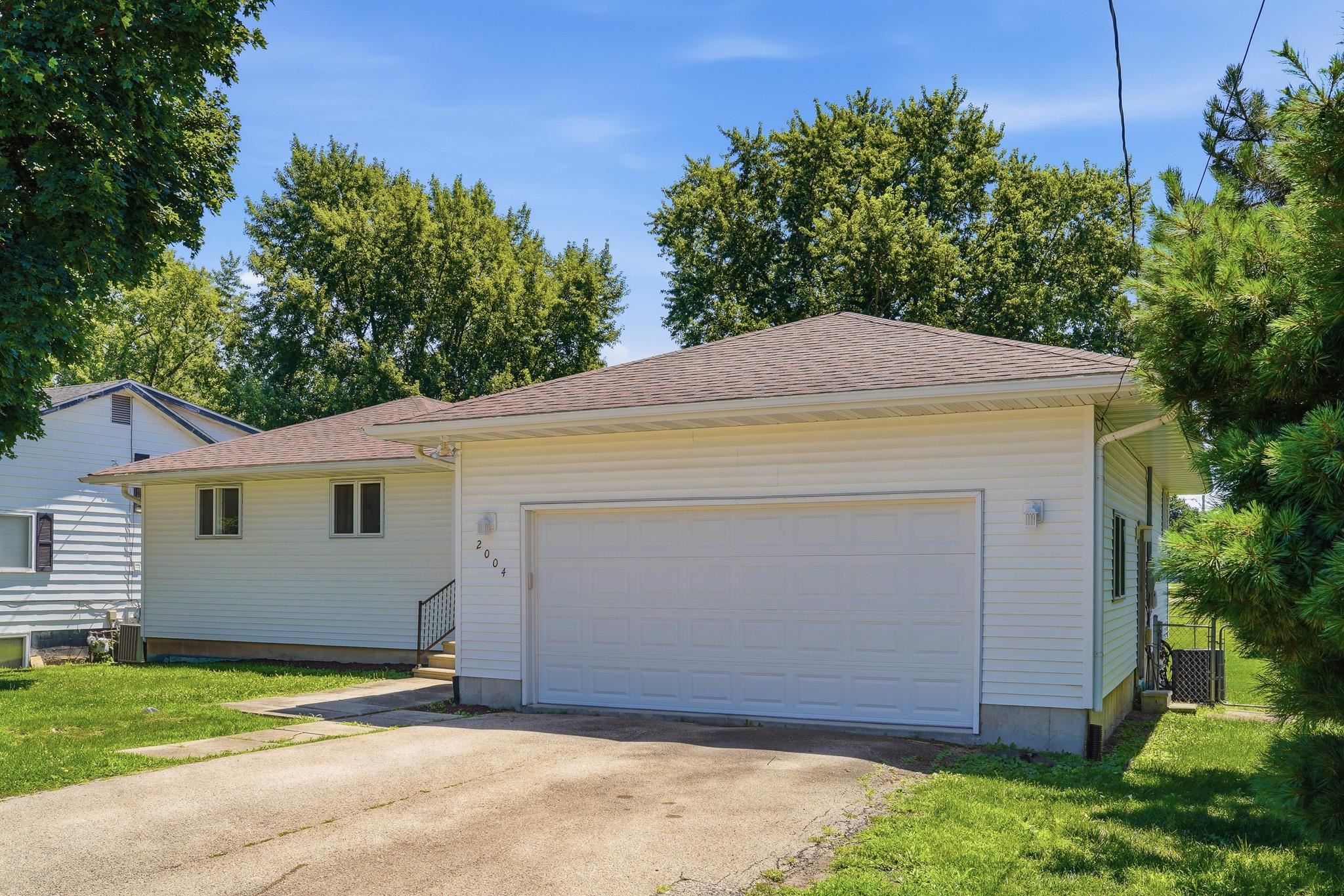 2004 West 4th Street Dixon, IL 61021 - Photo 24 of 26