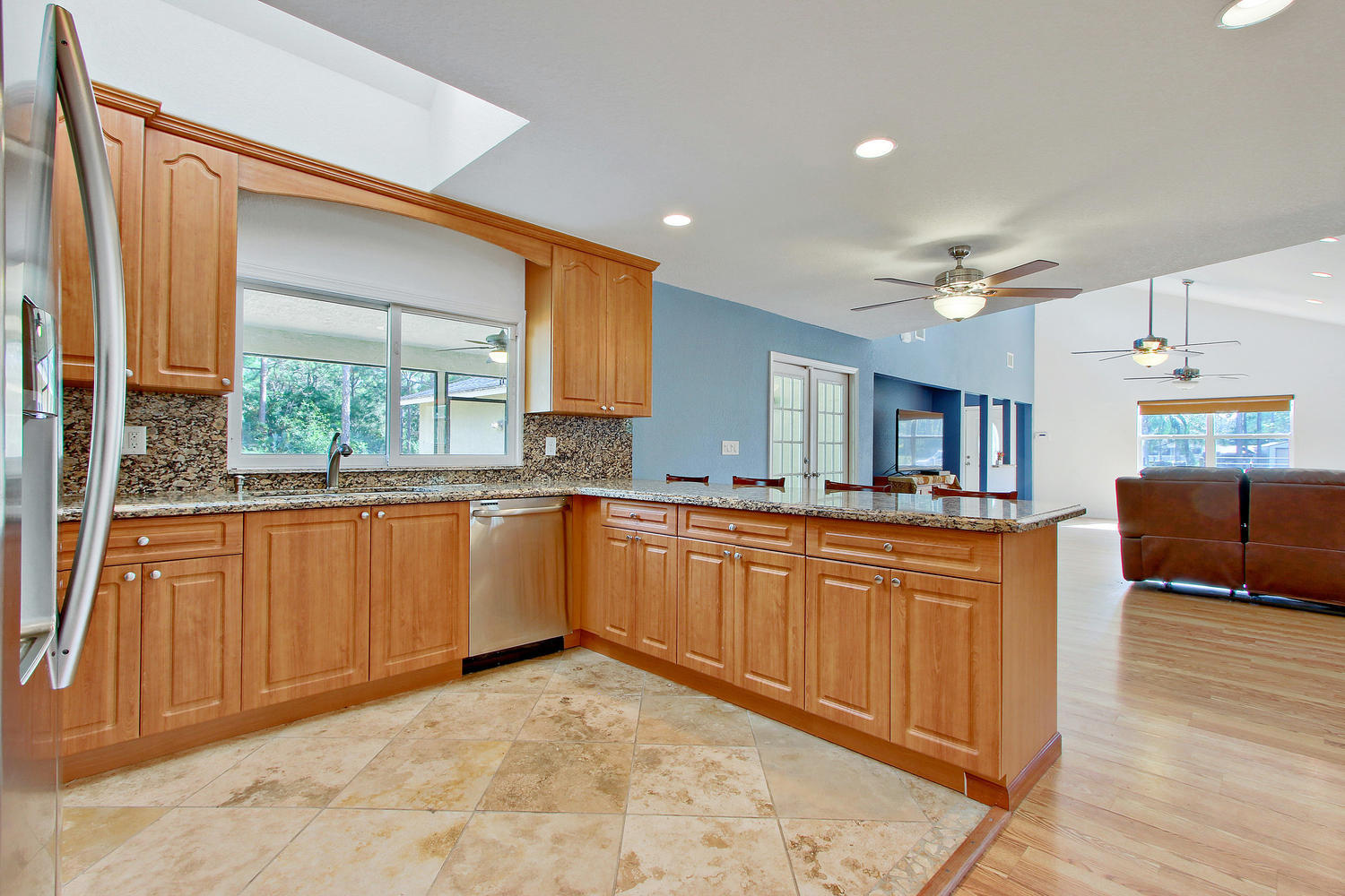 13783 153rd Road North Jupiter, FL 33478 - Photo 6 of 22 Kitchen