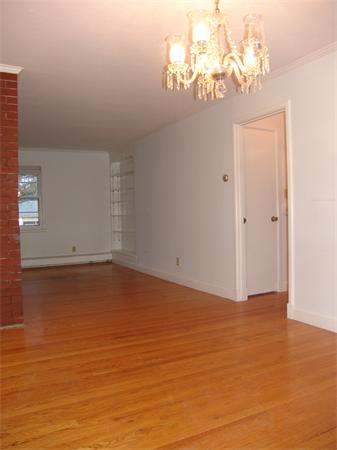 43 Chevy Chase Road Worcester, MA 01606 - Photo 8 of 24 Gallery Image 8