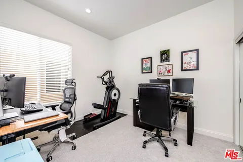 $1,095,000 | Undisclosed Address, Studio City, CA 91602