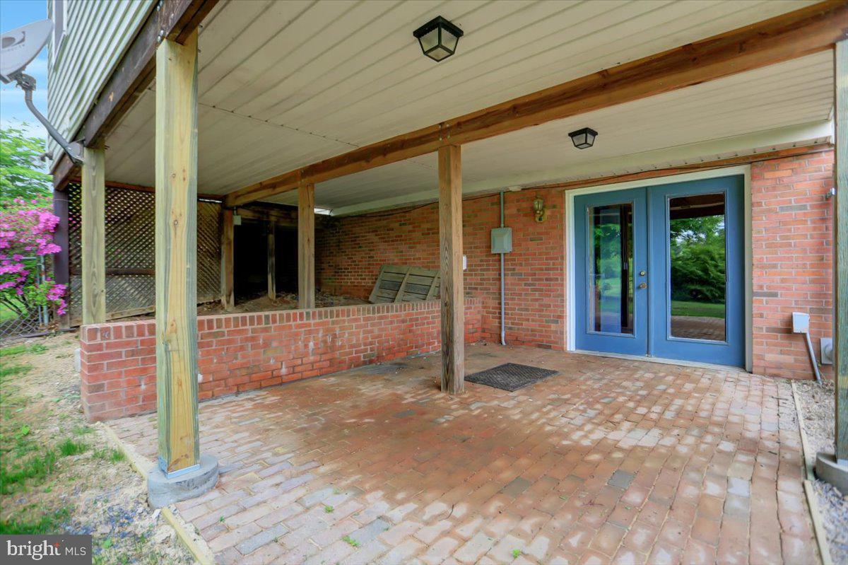 3187 Keller Road St. Thomas, PA 17252 - Photo 38 of 40 Brick paver patio