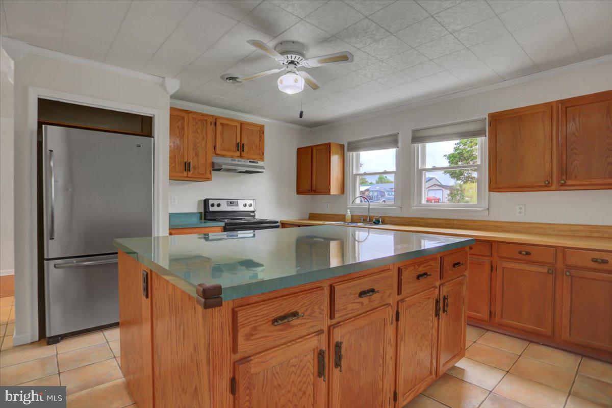 3187 Keller Road St. Thomas, PA 17252 - Photo 10 of 40 Kitchen