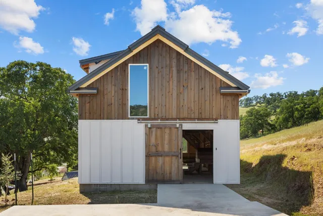 $998,000 | 14883 Vaira Ranch Road, Drytown, CA 95699