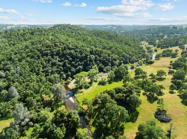 $998,000 | 14883 Vaira Ranch Road, Drytown, CA 95699