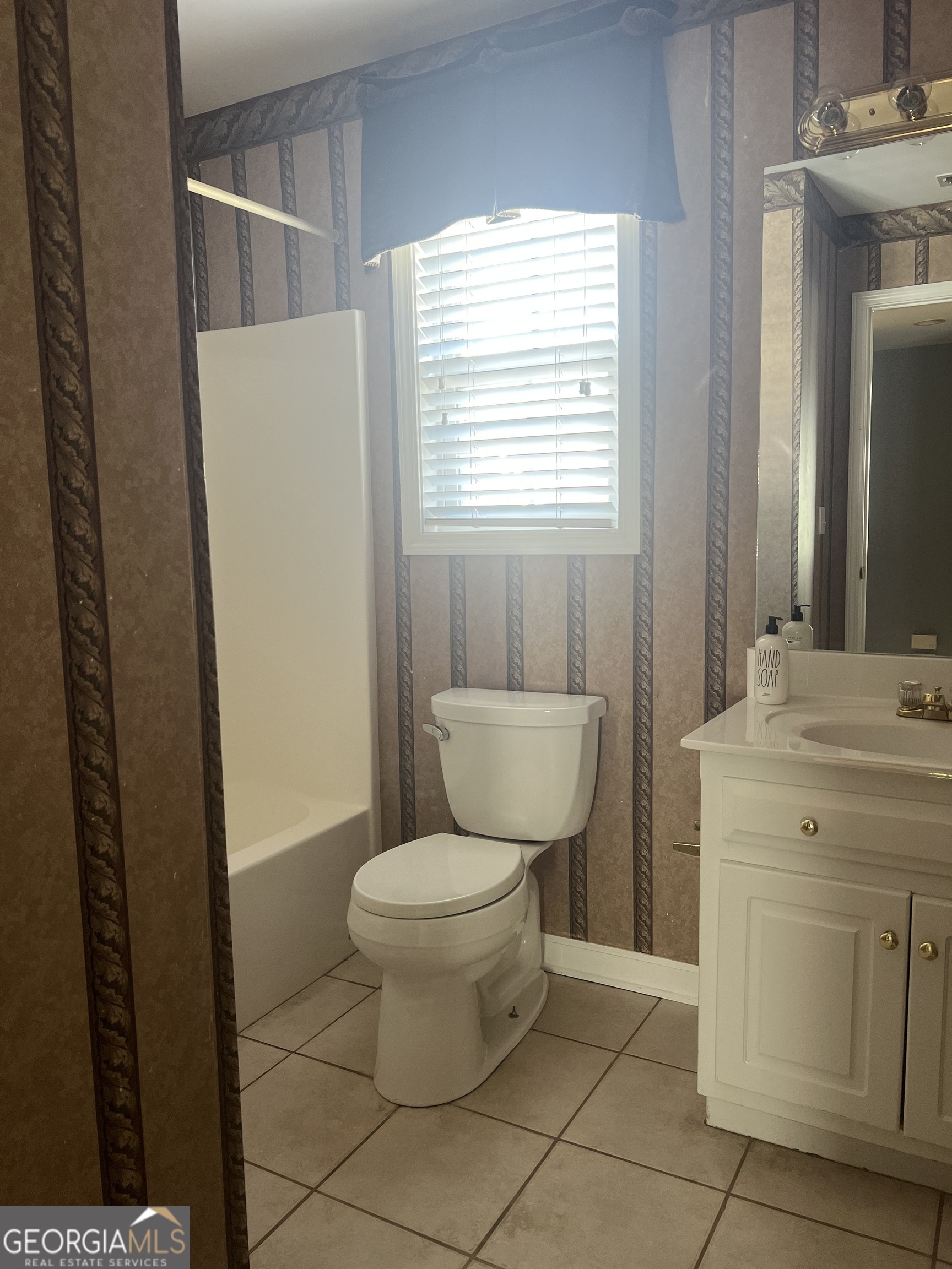 1713 Brighton Way Dalton, GA 30721 - Photo 15 of 35