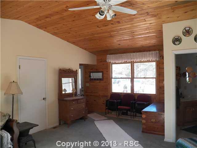 76 Buckridge Road Florissant, CO 80816 - Photo 6 of 25