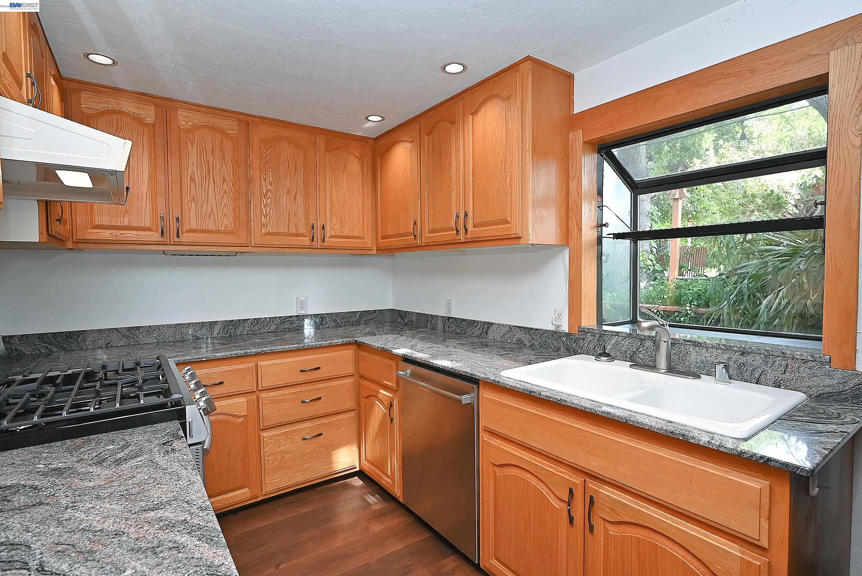 4199 Seven Hills Road Castro Valley, CA 94546 - Photo 31 of 37