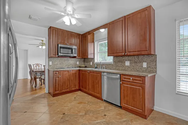 a view of a room with a empty space