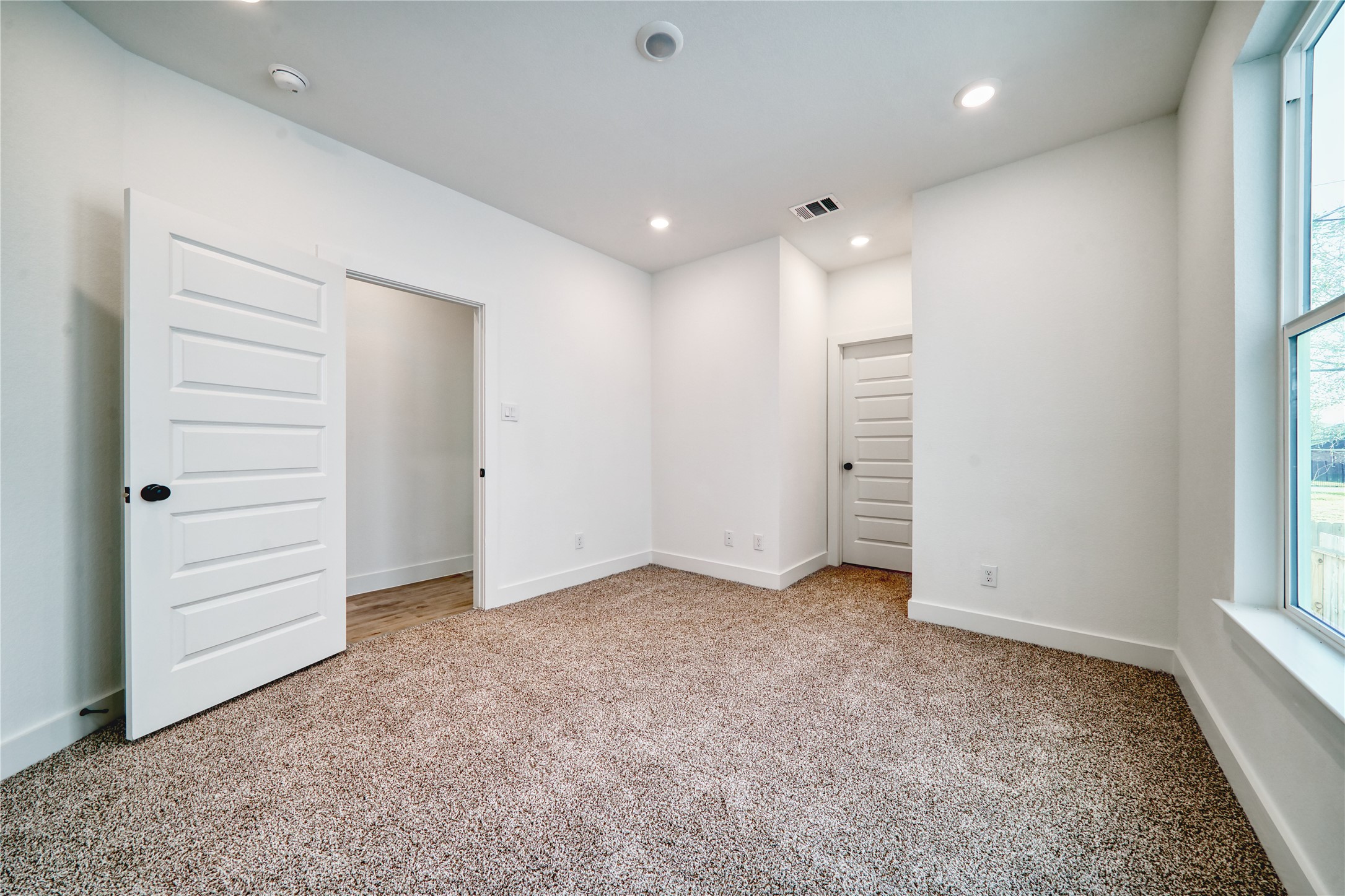 5324 Rue Street Houston, TX 77033 - Photo 21 of 28 4th Bedroom