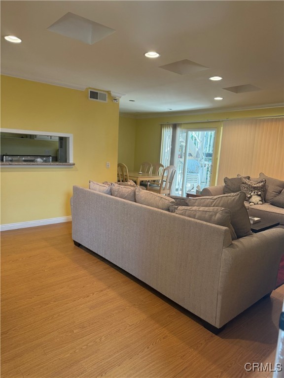 205 Cool Creek Lane Lake Arrowhead, CA 92352 - Photo 5 of 14 a living room with couches and painted walls