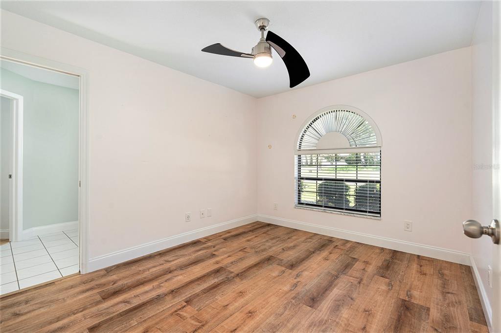 175 Pine Street Homosassa, FL 34446 - Photo 20 of 27 an empty room with windows