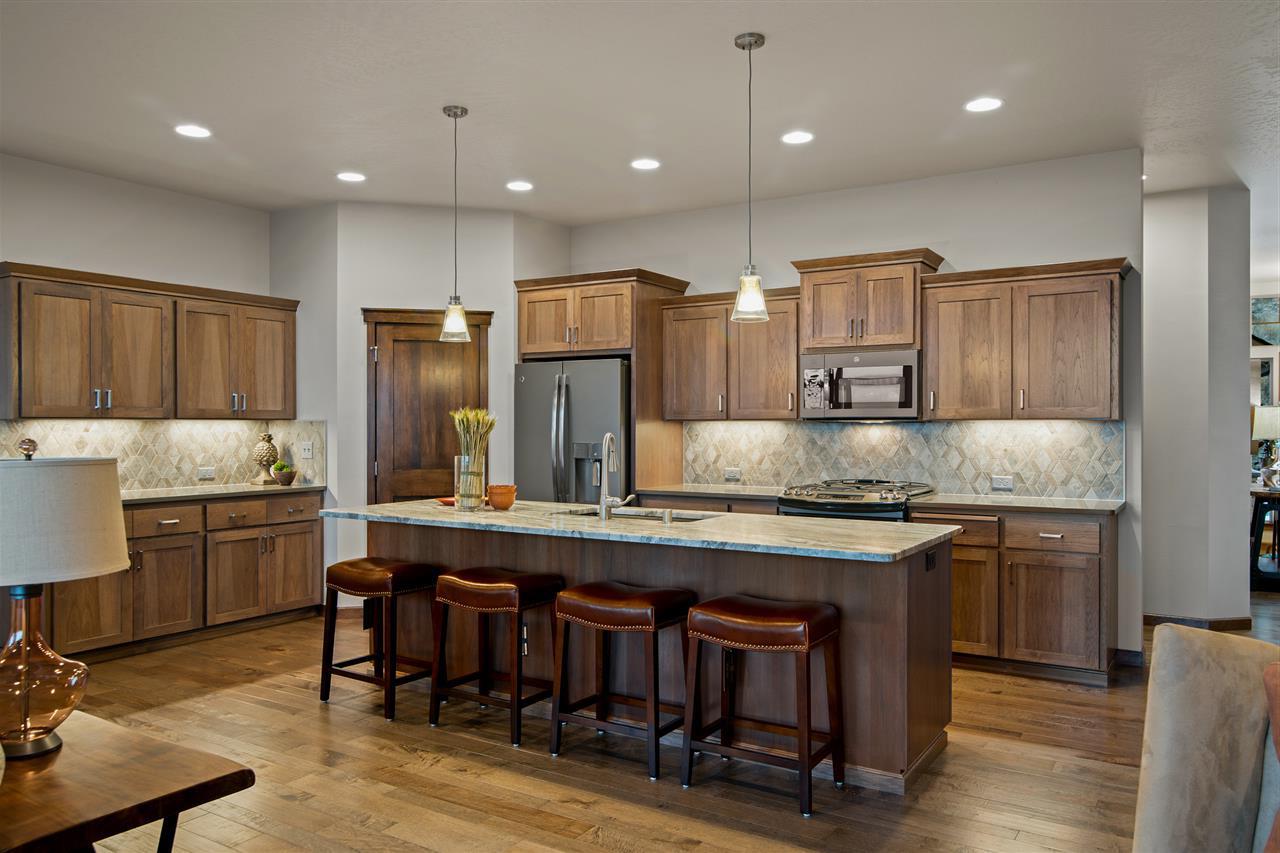 8916 East Ridgeline Lane Spokane, WA 99217 - Photo 5 of 16 Gallery Image 5