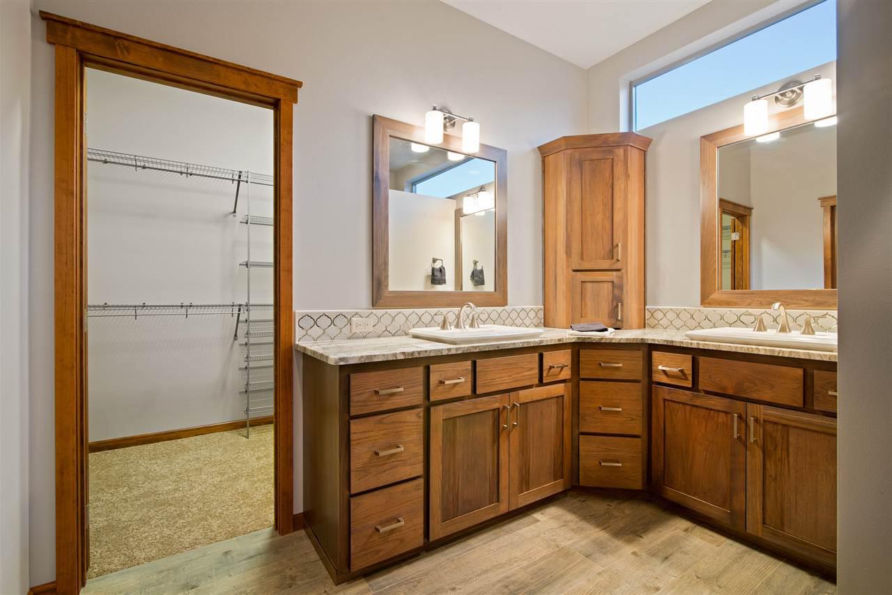 8916 East Ridgeline Lane Spokane, WA 99217 - Photo 10 of 16 Gallery Image 10