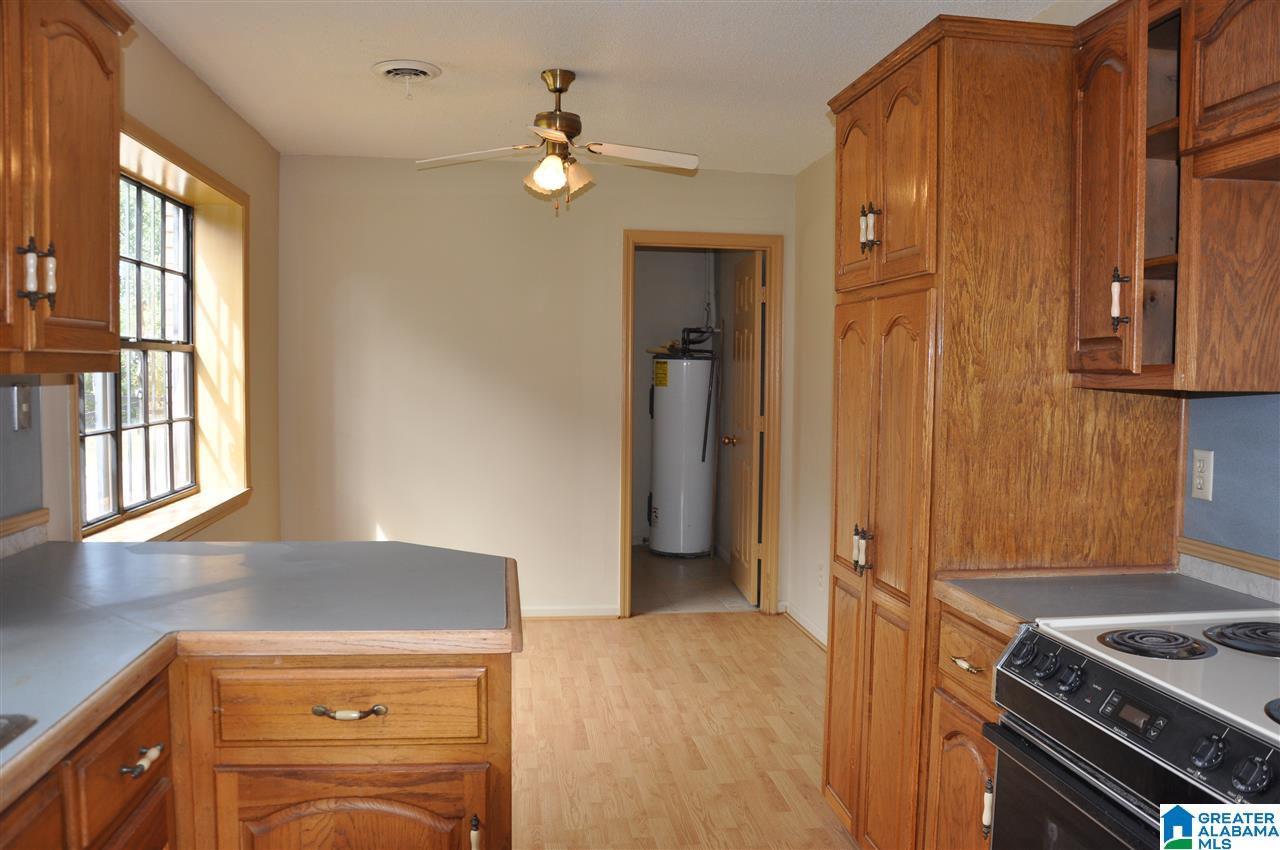 135 Loil Abbott Road Hayden, AL 35079 - Photo 5 of 25