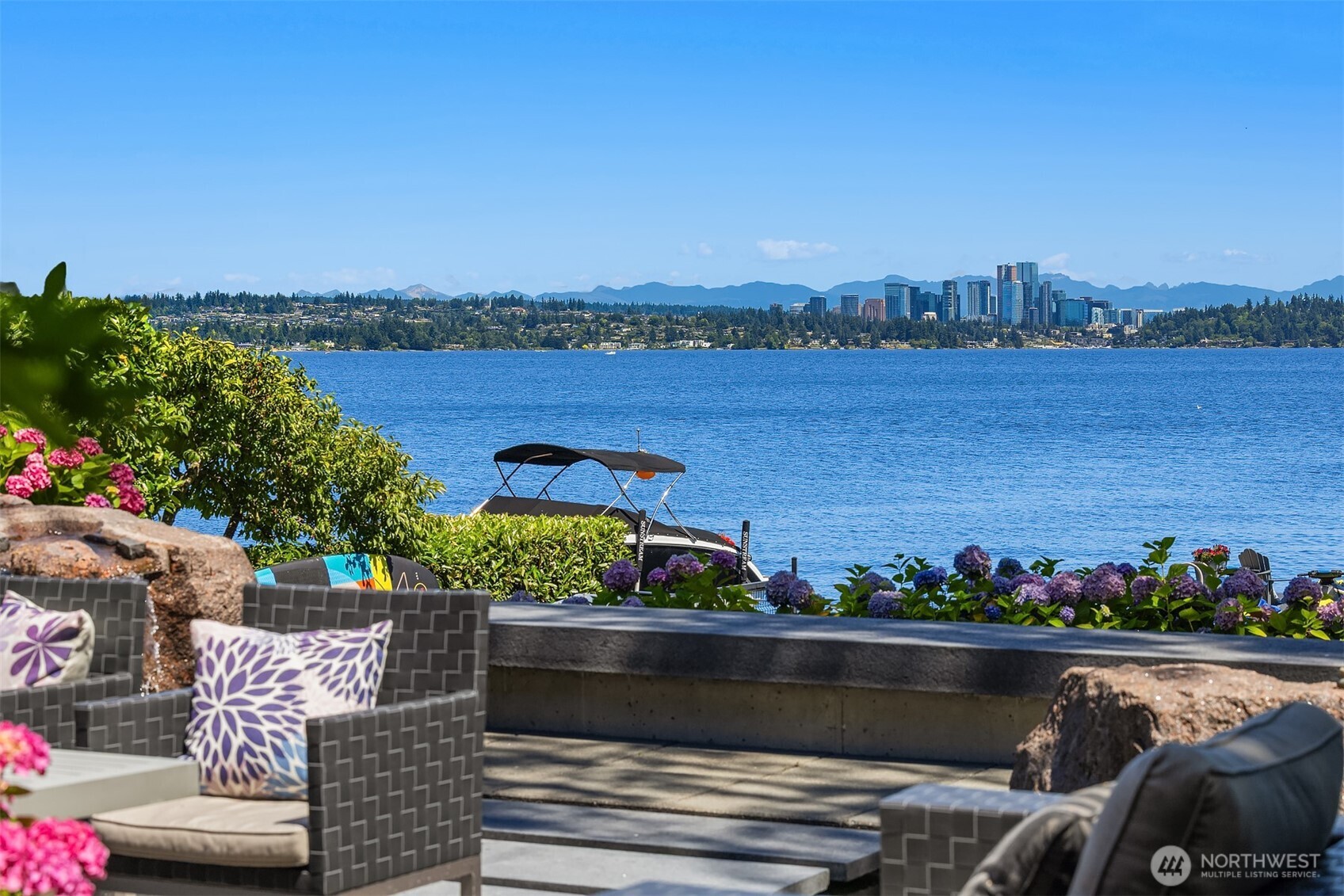 1318 Lakeside Avenue South Seattle, WA 98144 - Photo 3 of 32