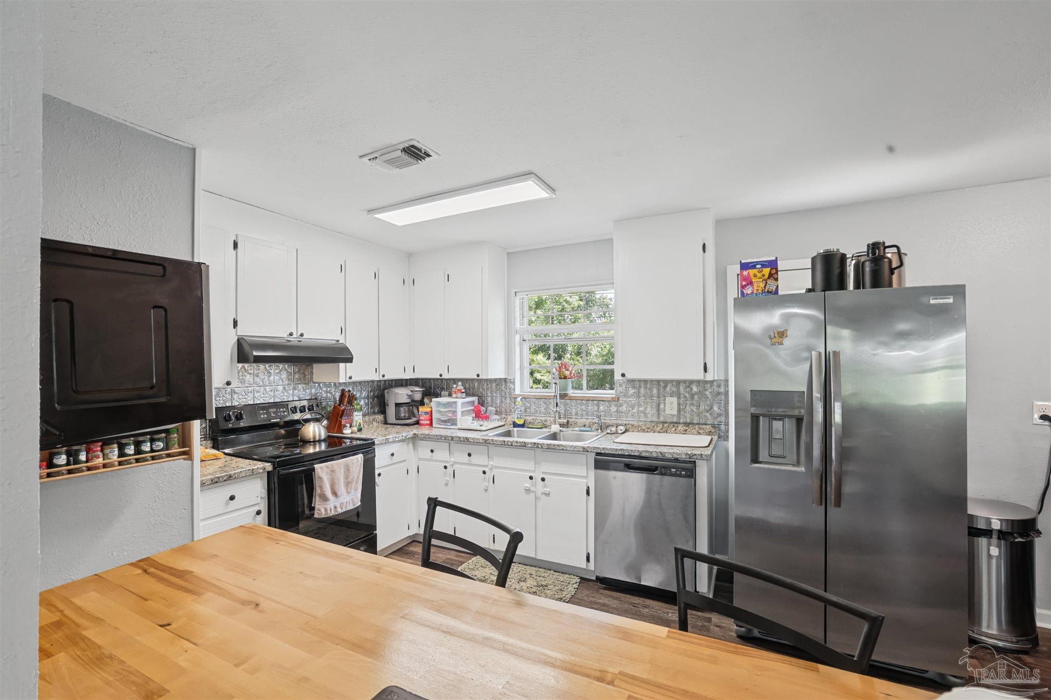 833 Graham Road Cantonment, FL 32533 - Photo 16 of 53 Gallery Image 16