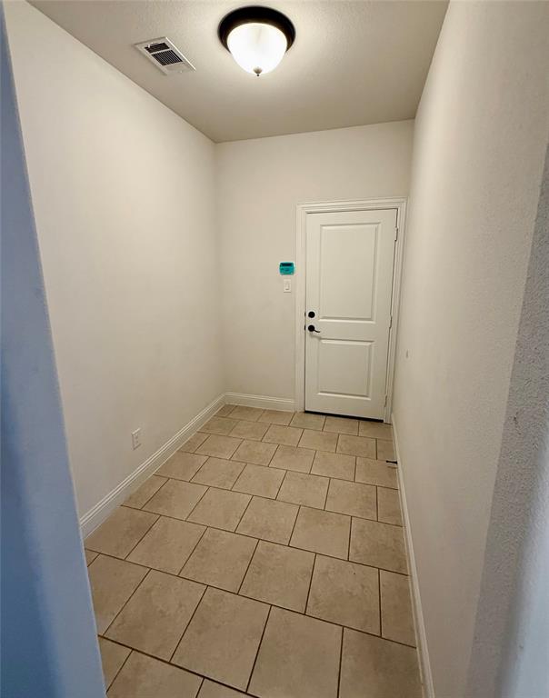 204 Flower Ridge Drive Fort Worth, TX 76108 - Photo 10 of 27 a view of an empty room