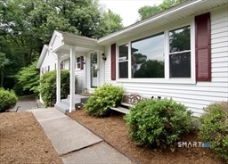 14 Bailey Road Enfield, CT 06082 - Photo 2 of 40
