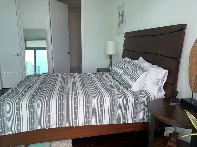 $685,000 | 55 Southeast 6th Street, Unit PH4307, Miami, FL 33131